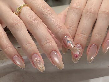 ビジューネイル(bijou nail)/