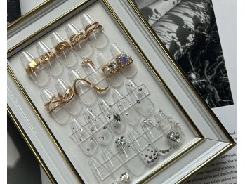 ルーム(RooM)の写真/シンプルも華やかも◎シェアサロンなら【デザイン×雰囲気】で自分に合ったネイリストに出会える