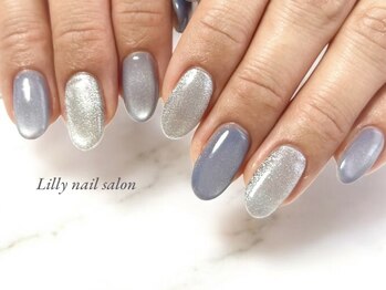 リリー(Lilly)/マグネットネイル