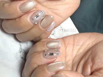 ダリア(Dahlia)/定額★ビジュー