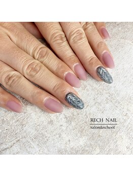 レッシュネイル サロンアンドスクール(RECH NAIL salon&school)/ヘリンボーンネイル