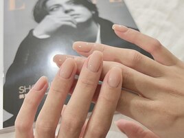 オフィスネイルにナチュラル.。