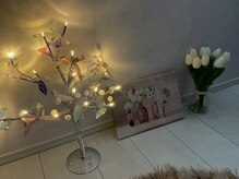 ミィ(miii)の雰囲気（季節毎にサロン仕様は変わり、毎月ご来店時にお楽しみをご用意♪）