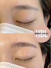 ラムート(LAMUT)/ハリウッドブロウリフト