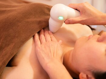 シャルマン(Charmant)/プラチナRFとEPで理想なバストへ