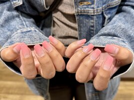 グラデーションネイル￥7,500