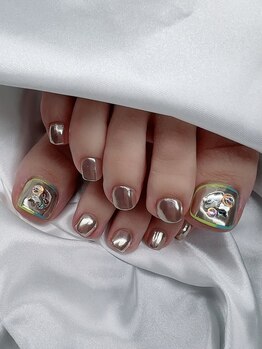 ティディーネスト(Tidynest)/ミラーネイル