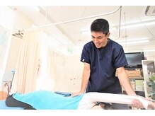 おなが浦添当山整骨院/肩甲骨開放調整で肩こり改善