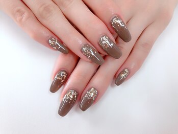 フォンテーヌブロー 野々市店(Fontaine Brow)/付け放題フリーデザインネイル