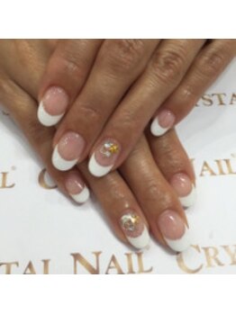 クリスタルネイル ボンベルタ橘店(CRYSTAL NAIL)/フレンチネイル