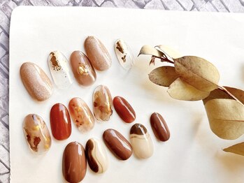 アーモンドブラウンネイル