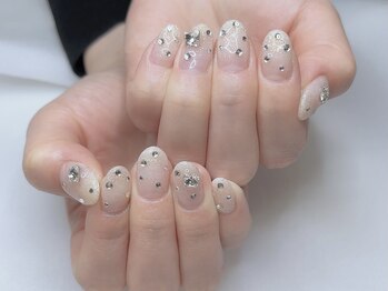 ネイル スパ ココプラス(Nail spa Cocoplus)/キラキラ蝶々のワンホンネイル