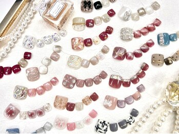 ドルチェネイル(Dolce.Nail)の写真/足元から気分UP♪デザインを豊富にご用意!!【330種以上から選択★foot定額デザインコース(アロマ足湯付)】