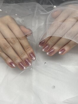 カーティシー(COURTESY)/マグネットネイル♪