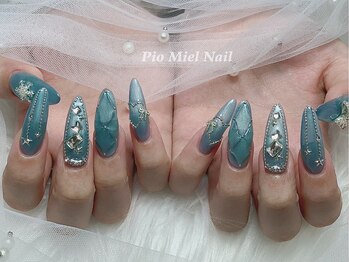 ピオミエルネイル 新宿(pio miel nail)/ブルー×シルバーパーツネイル