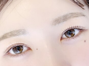 ロプート シロ(Loput siro)/目尻は流して優しい印象に☆