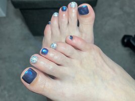 ブルーミラーネイル