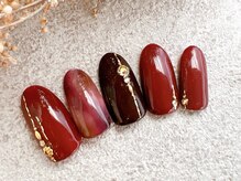 アミネイルズ(AmiNails)/ボルドーニュアンスネイル♪