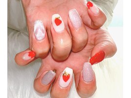 いちごネイル