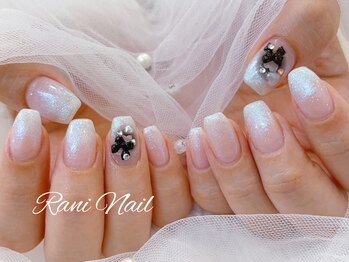 ラニ ネイル(Rani Nail)/白グラデ