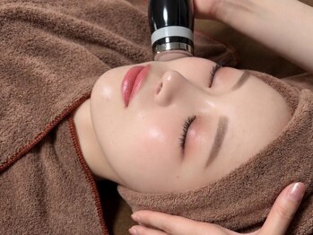 ハイケアビューティー(Hi-Care Beauty)の写真/【脂肪撃退】リピーター続出！！1回の施術でもしっかり効果を実感◎フェイスラインをくっきりと♪