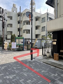 キノワ 六本木(Qinowa)/乃木坂駅からの道順7
