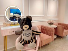 【 ヘアアイロン常備♪パウダールームも充実 】