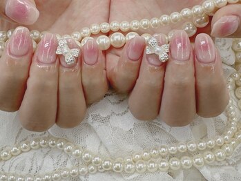 ハニービービー(Honey Bee Bee)/チークリボンネイル