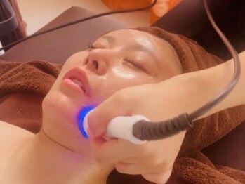 モモン シャルールの写真/【ハイパーナイフ優良認定店】理学療法士資格を持ち身体に精通したオーナーが一生に一度の日をプロデュース