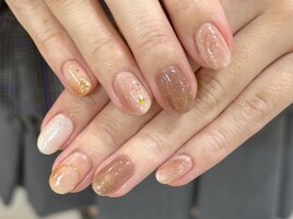 シンプルニュアンスネイル