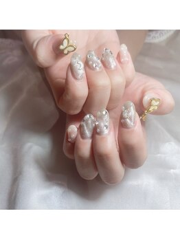 ゾウゾウ(Zow Zow)/【蝶々キラキラネイル】