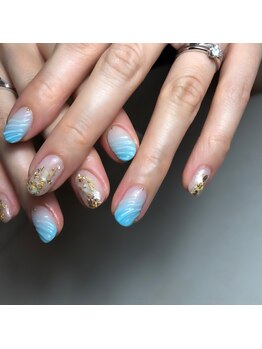 アベージュ(Abeige)/夏に向けて涼しげネイルを