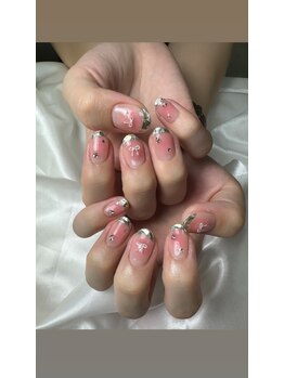 フラワーズネイル(flowers nail)/ちゅるんチークとガラスフレンチ