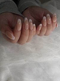 春ネイル　フレンチネイル