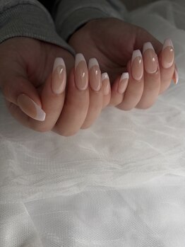 春ネイル　フレンチネイル