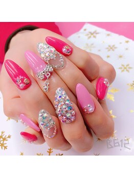 アイル ビューティーサロン(Airu Beauty Salon)/ピンクハートネイル