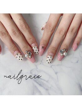 グレイス(grace)/ドットフレンチネイル
