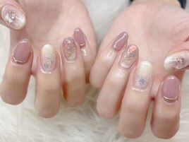 ちゅるんネイル/透け感ネイル