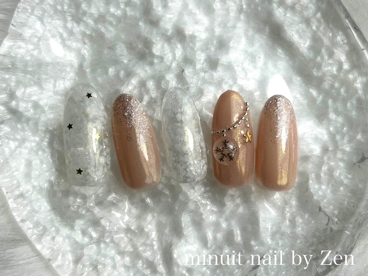 2025年-2026年冬トレンド】オレンジ クリスマスのネイルデザイン集