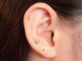 ラッシュアンドワックス ブレイブニューヨーク(Lash&Wax Brave nyc.)/耳つぼジュエリー