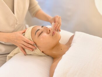 コティ(koti)の写真/顔は肩から変わる＊デコルテから整え自然に引き上がる◎肩こりで悩む方の小顔ケア