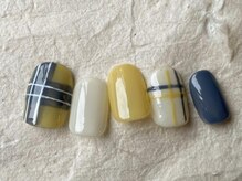 アイネイルズ 梅田店(I nails)/イエローチェック柄¥8200