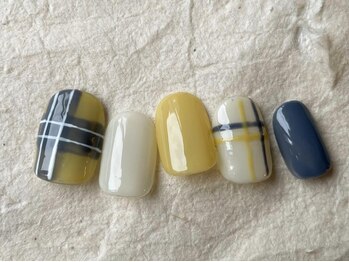 アイネイルズ 梅田店(I nails)/イエローチェック柄¥8200