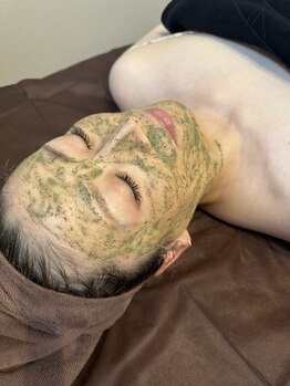 ラリュール(L'Allure)/ハーブピーリング