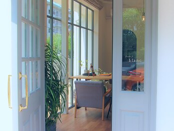 トリコテ ル ブラン(tricoter le blanc)