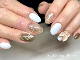 ホロ埋め尽くしネイル/白ネイル
