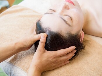 ヒーリングムーン/ヘッドマッサージ