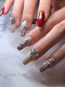 ネイル キュア NAIL CUREの写真/【当店人気No.1★毎月変わるトレンドデザイン】丁寧な接客と、高技術でお客様の満足度◎サンプルも多数◎