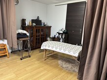 リプレイス(Re:Place)の雰囲気（２階：お肌のケアまで～最新型☆光脱毛機導入・個室・ご予約制）