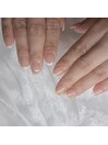 くすみホワイトフレンチネイル